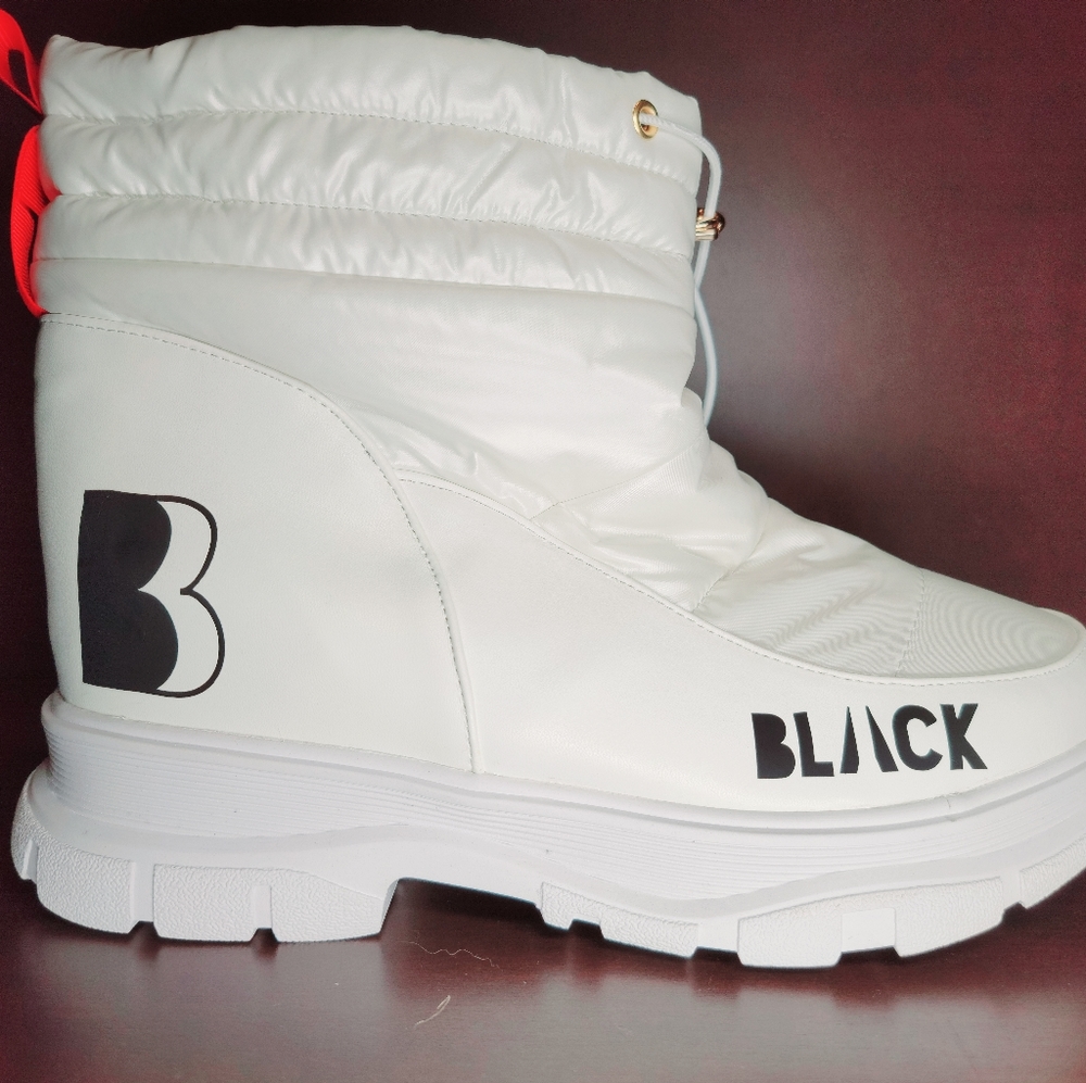 Black Label Couture "Yuki Būtsu" White